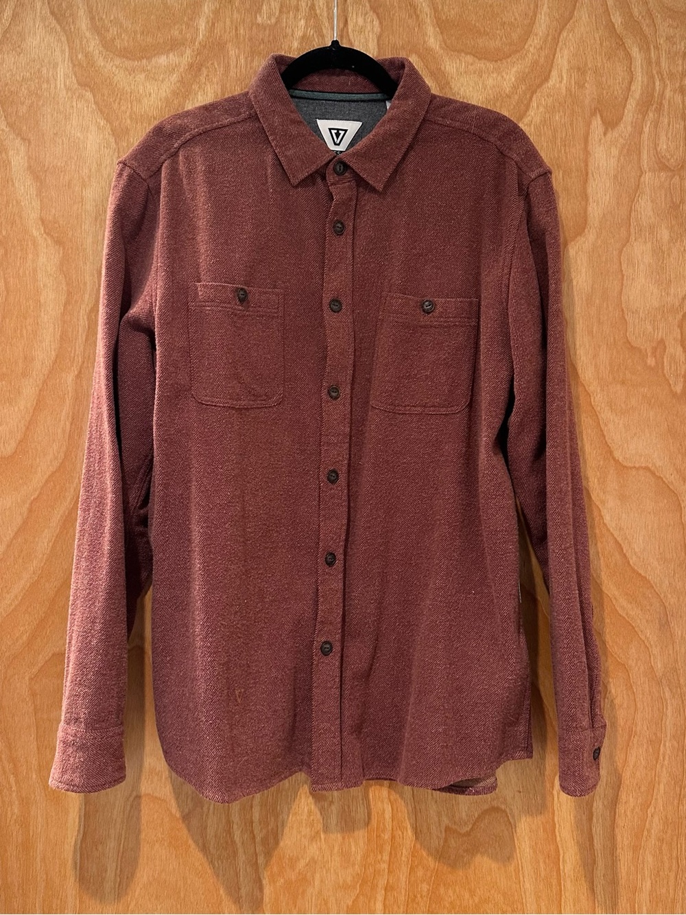 VISSLA Men's Long-Sleeve Button-Down Shirt Mocha